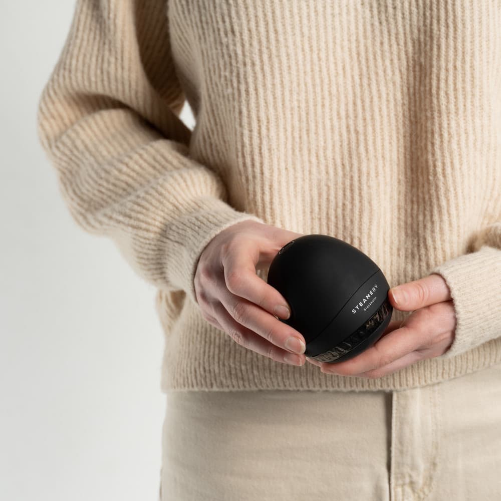 Pilo Fabric Shaver Steamery Zwart Pilo Fabric Shaver Steamery Zwart