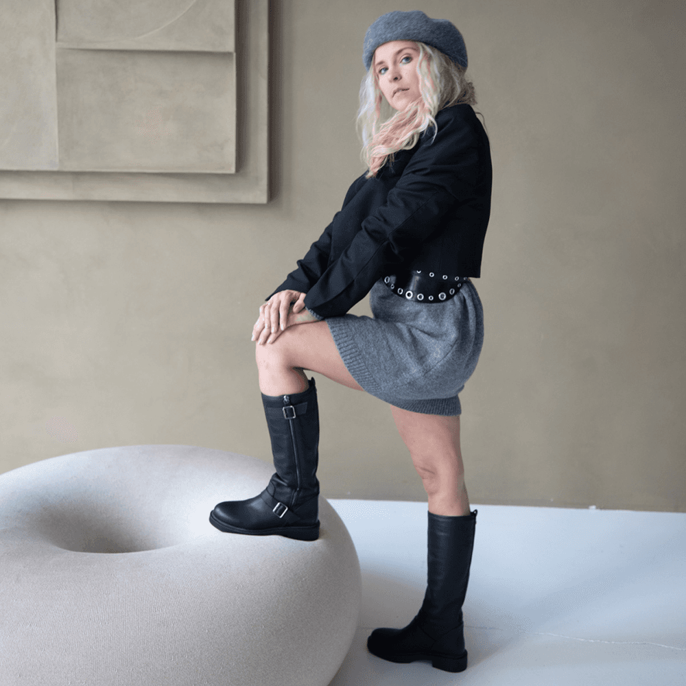 Maut-49 Zwart 1 Maut-49 Zwart 1