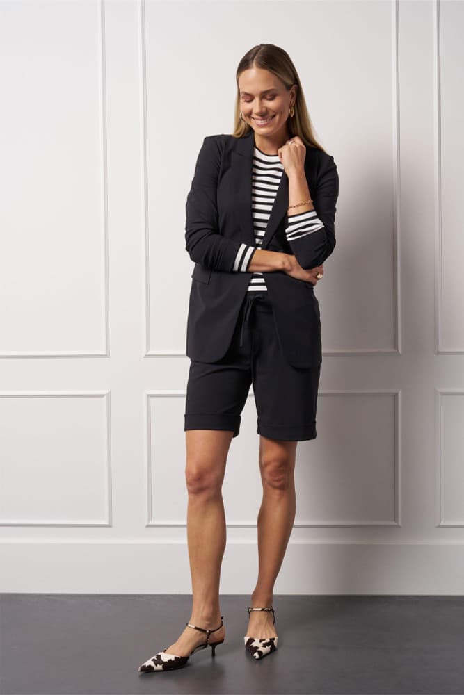 Fran blazer Zwart 1 Fran blazer Zwart 1