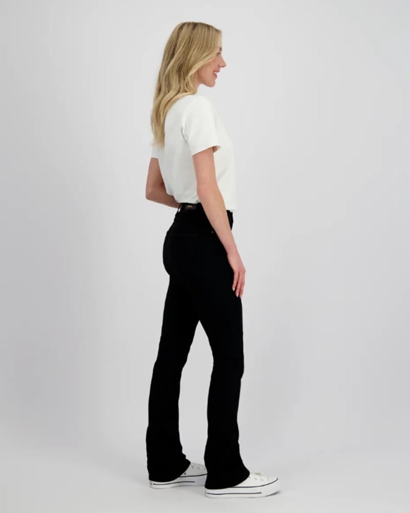 Faye Zwart 1 Faye Zwart 1