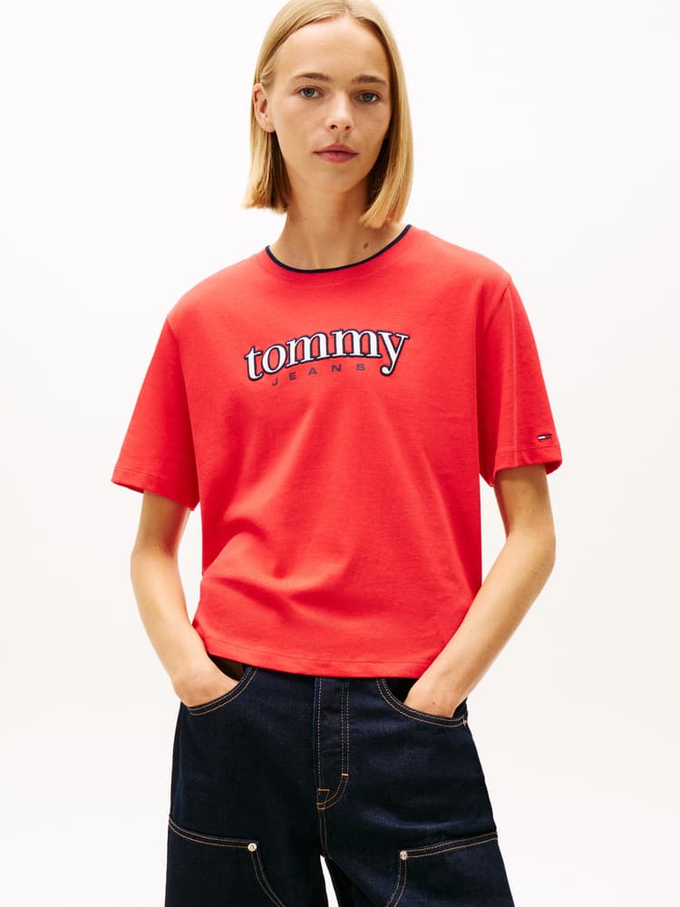 TJW BXY Tommy Applique SS Tee Rood TJW BXY Tommy Applique SS Tee Rood