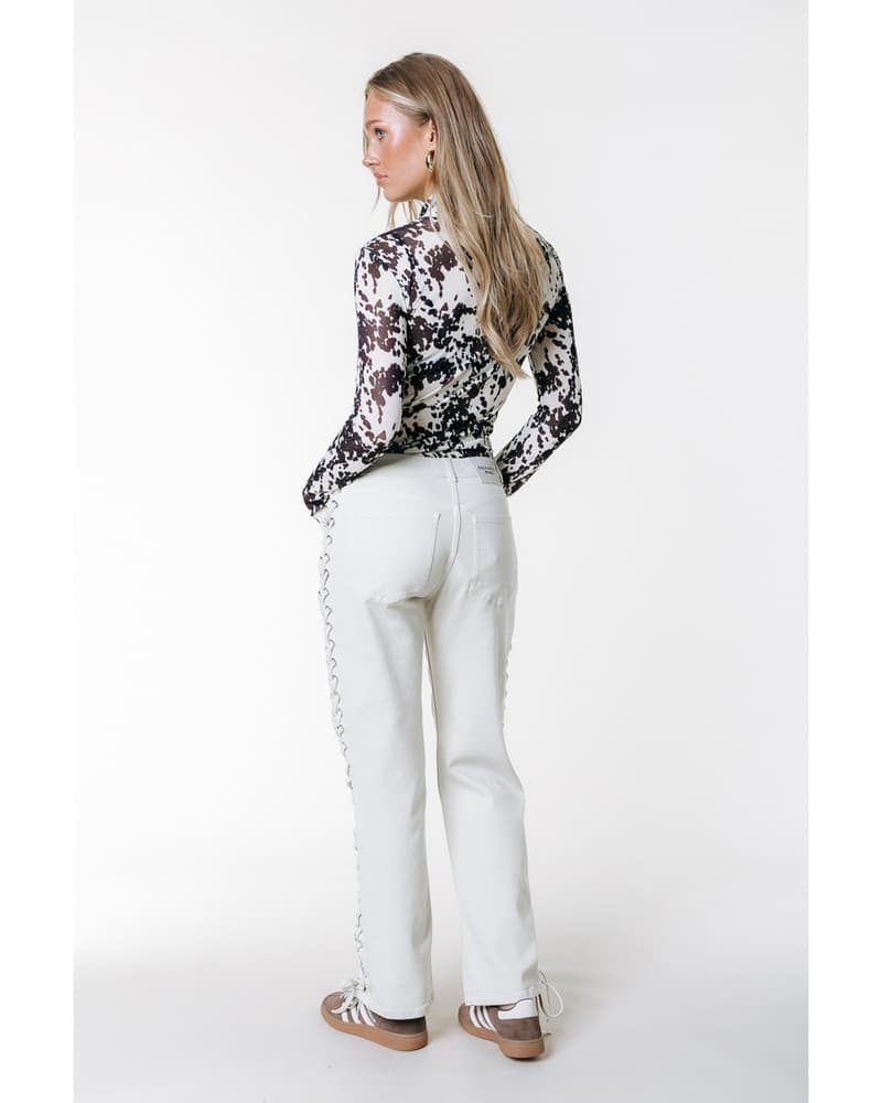 Jones Braided Straight Leg Denim Beige Jones Braided Straight Leg Denim Beige