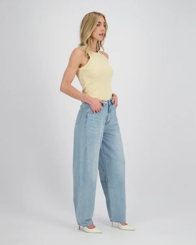 Raven Licht Blauw Raven Licht Blauw