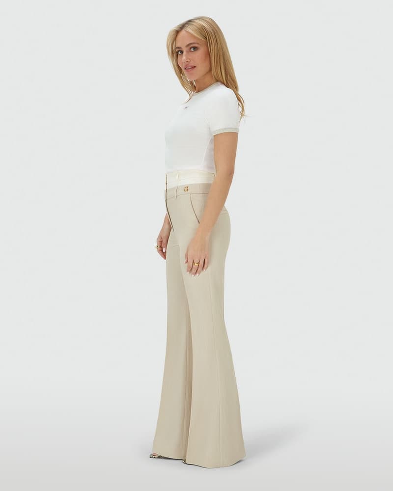 LIORA high rise flared pantalon Ecru LIORA high rise flared pantalon Ecru