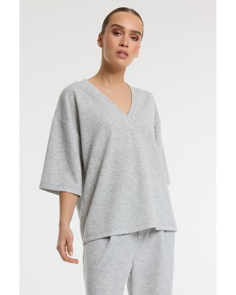 ladies knitted oversized v-neck t-shirt DOLLA Grijs ladies knitted oversized v-neck t-shirt DOLLA Grijs