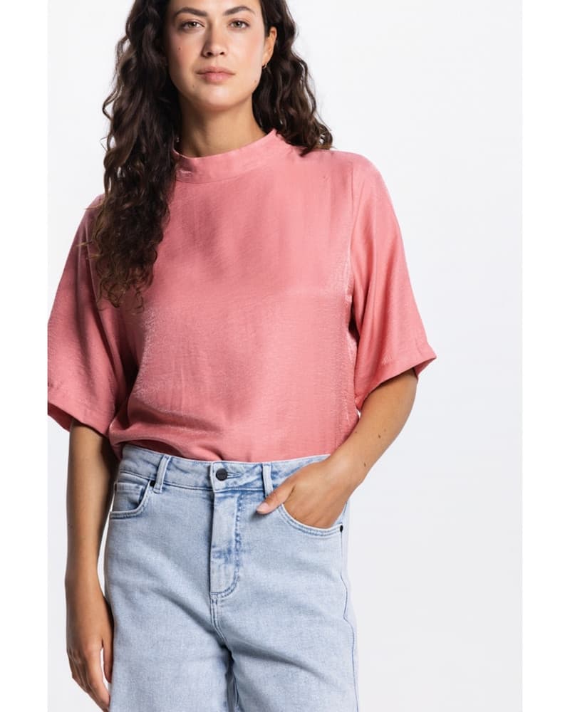 ODILE TOP WS 116 short sleeve high neck Roze ODILE TOP WS 116 short sleeve high neck Roze