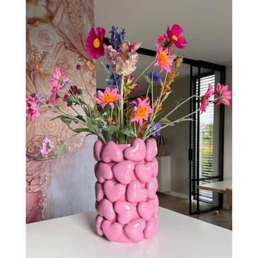 Vaas All You Need Is Love Roze