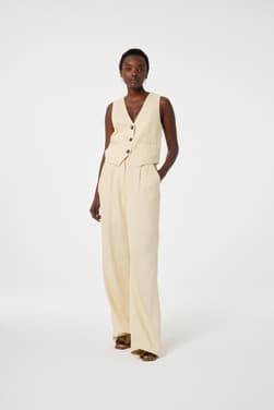 Nura Pleated Trousers Off White
