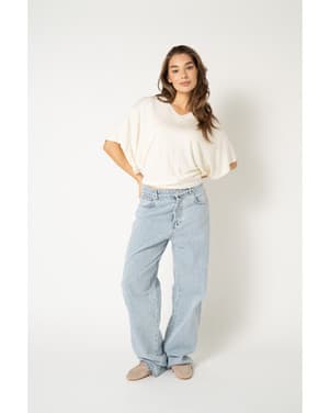 Suzette V Knitted Off White